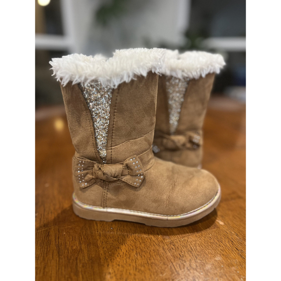 Magellan Tan Faux Suede Winter Boots Fur Trim Bow Detail Toddler Girl 11 - Picture 9 of 12